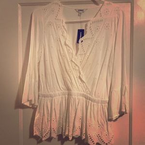 NWT Express eyelet blouse size Medium